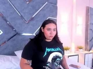 Offline lucciaporter on CamSoda