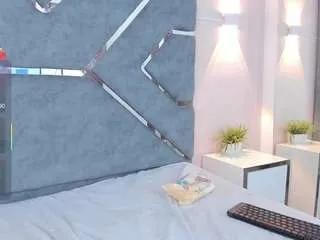 Offline lucciaporter on CamSoda