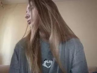 Freechat luciennebronaugh on CamSoda