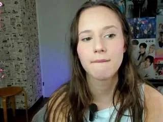 Offline lucyrose3 on CamSoda