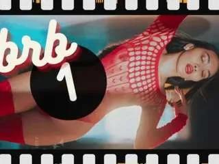 Offline lucyyliiu on CamSoda