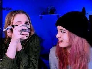 Offline luna-berryy on CamSoda