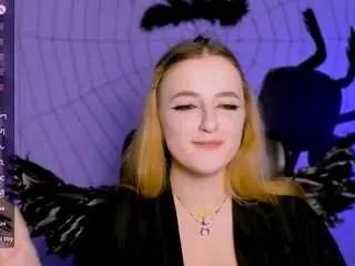 Offline luna-berryy on CamSoda