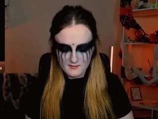 Offline luna-berryy on CamSoda