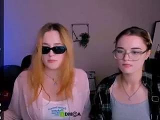 Offline luna-berryy on CamSoda