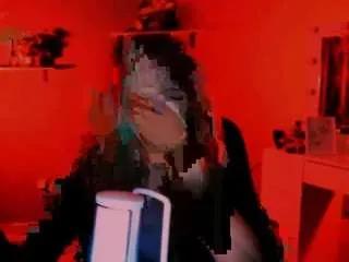 Offline luna-berryy on CamSoda