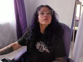 Offline luna-dubois on CamSoda