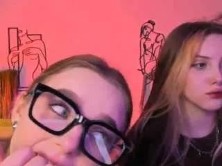 Offline luna-tin on CamSoda