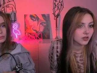 Offline luna-tin on CamSoda