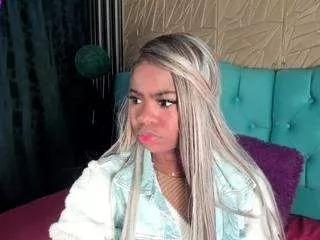 Offline lunacolinns on CamSoda