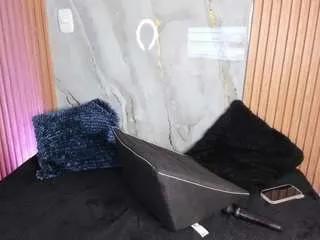 Offline lys-with on CamSoda