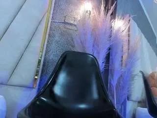 Freechat madisondiiaz on CamSoda