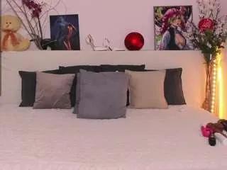 Freechat madissonkiss on CamSoda