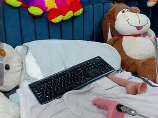 Offline madyjackson on CamSoda