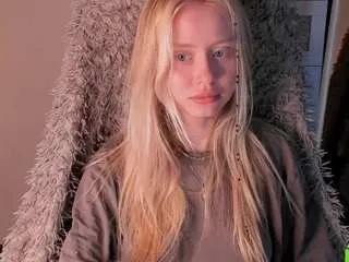 Offline malenaernman on CamSoda