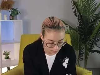 CamSoda maniebaranow is Freechat maniebaranow — ManieBaranow Public Chat Channel