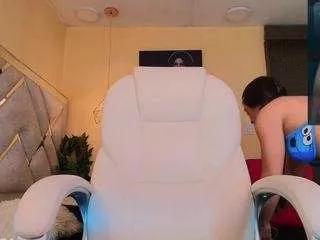 Offline marcela-davila on CamSoda