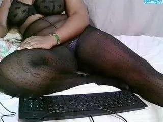 Offline marey-elsa on CamSoda