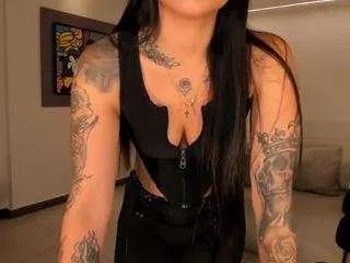 Offline mariaherrera on CamSoda