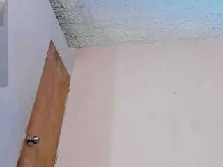 Offline martina-monrhoee on CamSoda