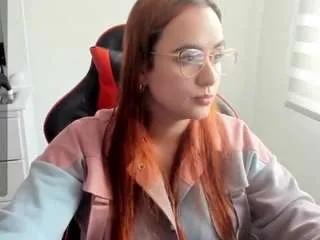 Freechat maryluna95 on CamSoda