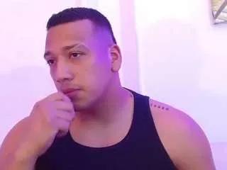 Offline max-turner1 on CamSoda