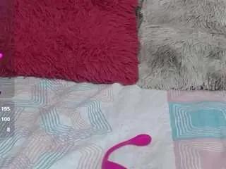 Offline maylin-horny19 on CamSoda