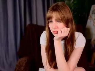 meghangouin — Massage boobies [35 tokens remaining]