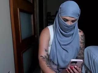 Offline melanyqueen on CamSoda