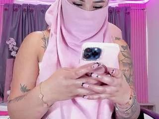 Offline melanyqueen on CamSoda