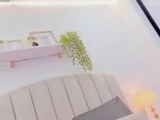 Offline mia-thompson-1 on CamSoda