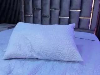 Offline miaafarrel on CamSoda