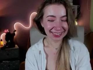 Offline miaxlust on CamSoda