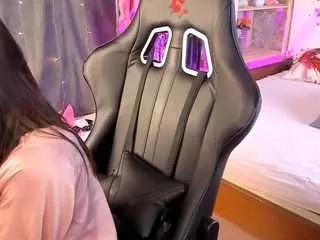 Offline michelmomsen on CamSoda