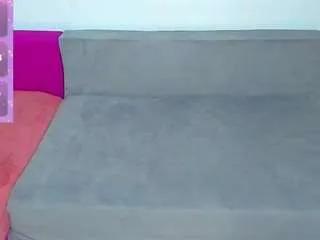 Offline miiakittyy on CamSoda