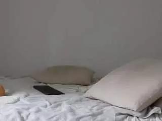 Offline miiiawallace on CamSoda