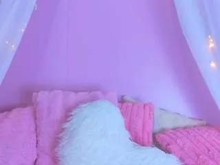 Offline miilla-cooper on CamSoda