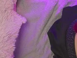 Offline mikasarose on CamSoda