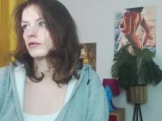 Freechat nadinesensual on CamSoda