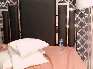 Offline naomi-tyler on CamSoda