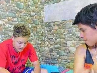 Offline nattiandmiia on CamSoda