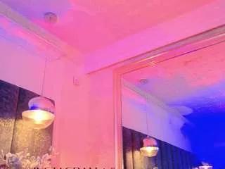 Offline nayla-potter on CamSoda