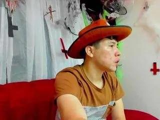 nickk-wolff — show ass [200 tokens remaining]