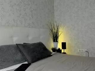 Offline nicole-charm on CamSoda