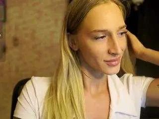 Offline nicoletteeshea on CamSoda
