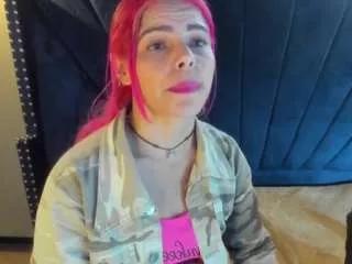 Offline niki-santana on CamSoda