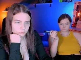 Offline nikol-kitt on CamSoda
