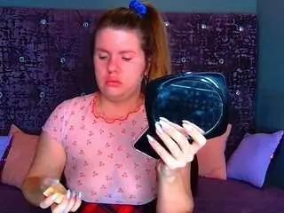 Freechat norahardman on CamSoda