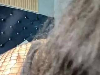 Offline oriana-luxty on CamSoda