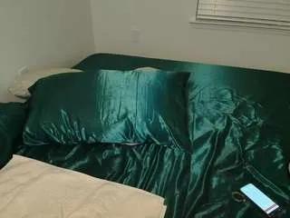 parisloveee03 — PVT OPEN who will make me cum the most ? :) [505 tokens remaining]